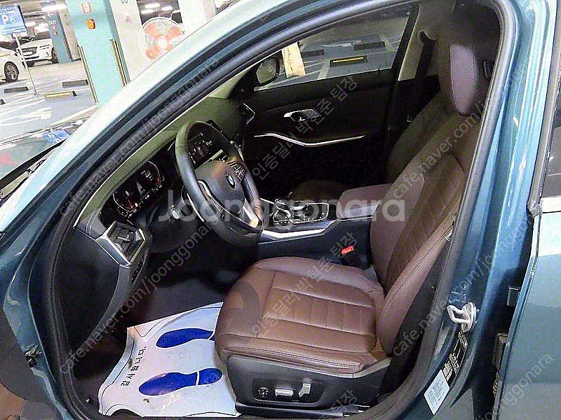 BMW 3시리즈 중고 BMW 320i 중고 승용차 파란색 2021년식 54,189km 320i 투어링 럭셔리 개인사...--7